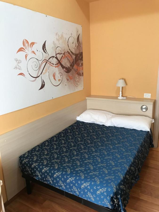 21 Aprile Accommodation Rome Luaran gambar